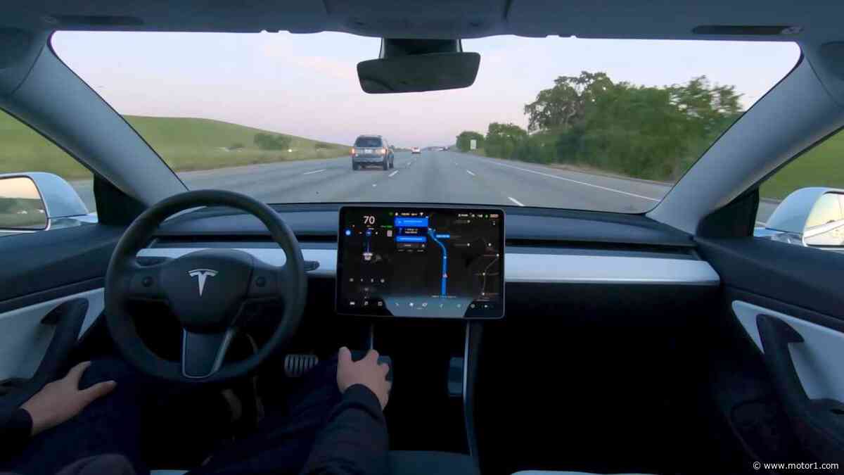 Tesla FSD’s New Safety Trick: It Can Grab Control To Dodge A Crash