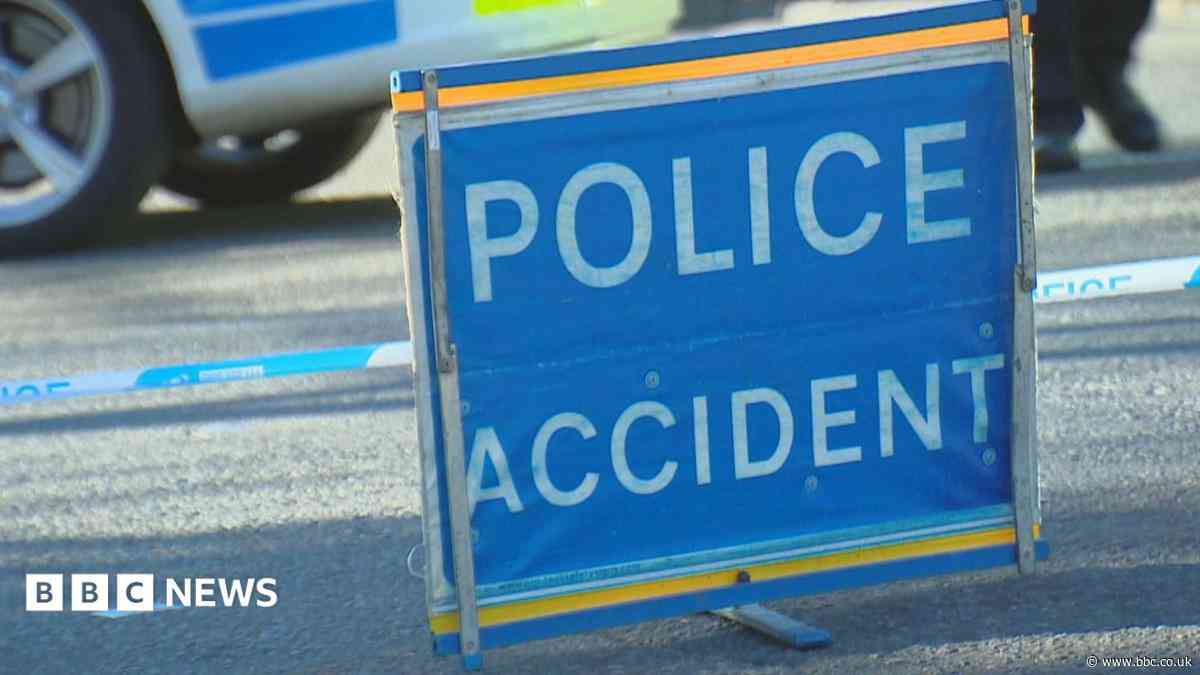 Man in hospital after serious crash shuts A5