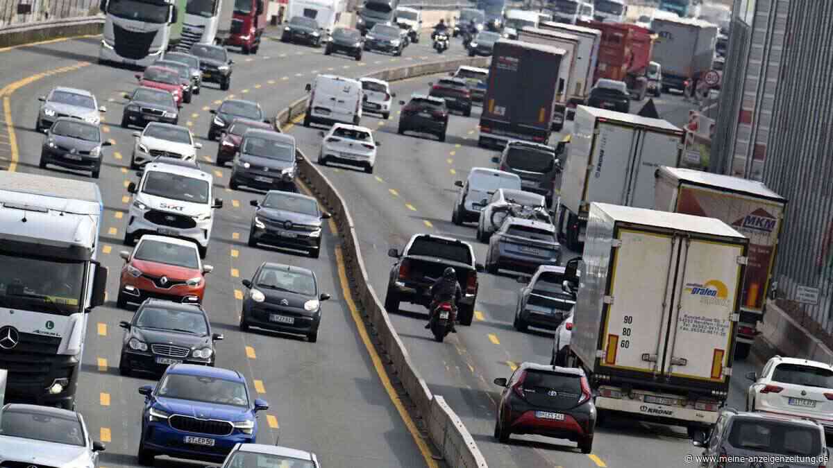 Menschen in Deutschland fahren etwas weniger Auto