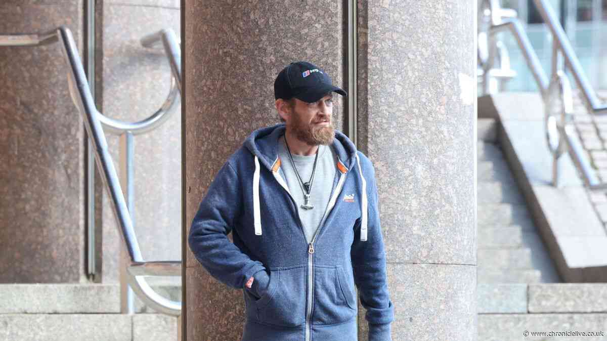 Gateshead man bombarded ex-girlfriend with messages and threatened to 'end her life'