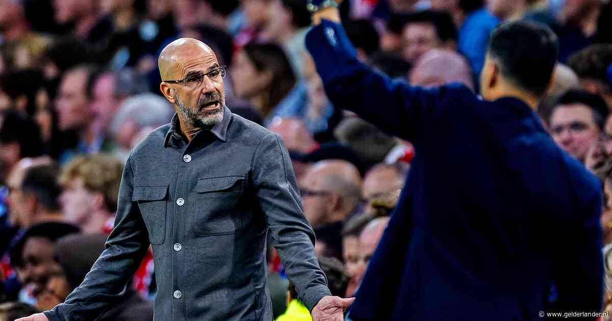 Peter Bosz: ophef over actie Van Bommel tegen Bouwman lachwekkend