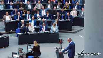 AfD pöbelt im Bundestag bei Merz-Rede – Klöckner genervt: „Dann schmeiß‘ ich Sie hier raus“