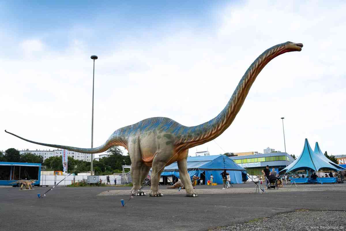 Von Hollywood nach Chemnitz: Dinosaurierschau macht an Sachsen-Allee Station