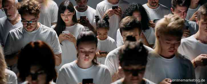 Social Media außer Kontrolle? Bei der Generation Z verdoppelt sich das Suchtrisiko