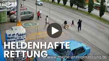 Hechtsprung vor Minivan: Supermarktleiter rettet Kleinkind in letzter Sekunde