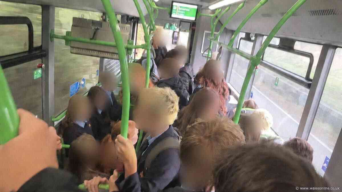 Council slammed over pictures showing schoolchildren squeezing onto Newport to Monmouth bus