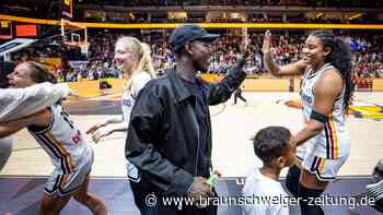 Bestes Vorbild: So schwört Dennis Schröder die DBB-Frauen auf eine WM-Medaille ein