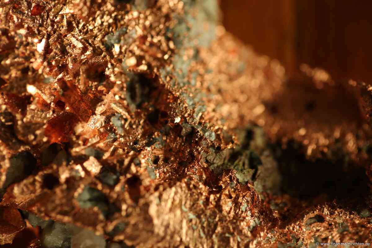 Kupfer jetzt besser als Gold: Kupferpreis-Prognose: Wie geht's nach Rekordhoch und Preiseinbruch weiter?
