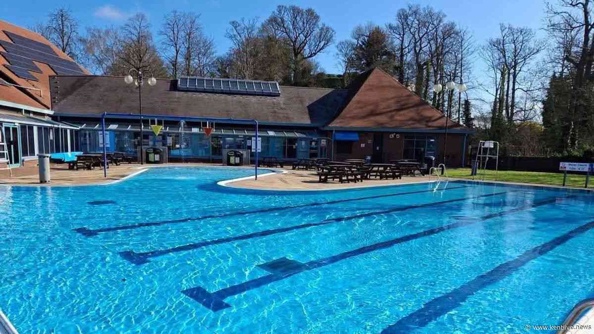 Excitement as outdoor Kent pool to remain open for the rest of the year