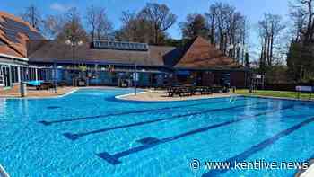 Excitement as outdoor Kent pool to remain open for the rest of the year