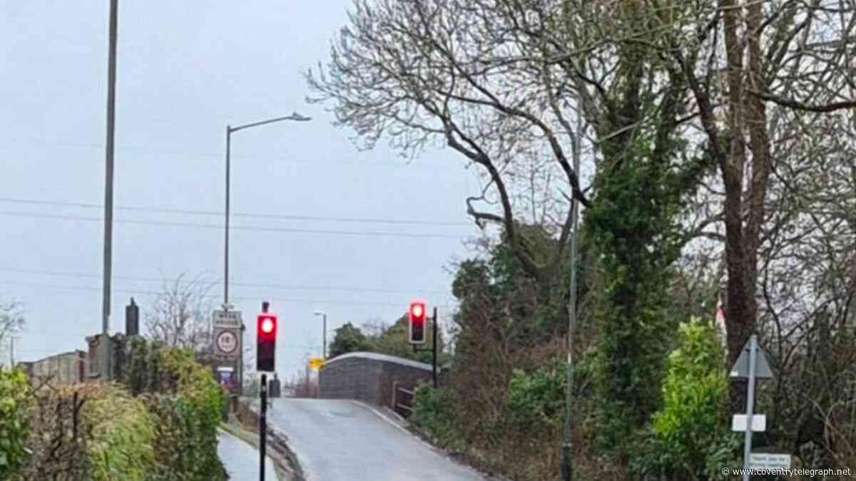 Grange Road bridge closure leaves residents 'trapped' in Hawkesbury Village