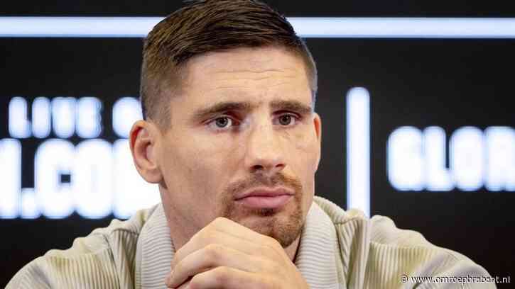 Rico Verhoeven gespot met voormalig Miss Universe: 'Informele kennismaking'