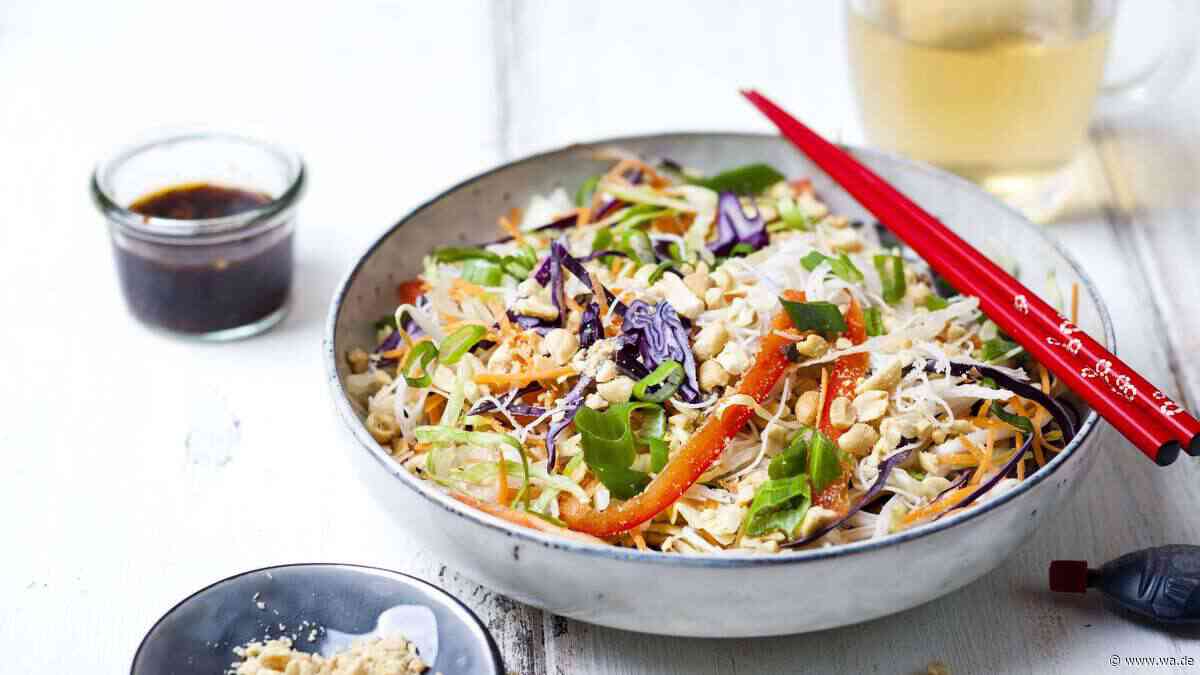 Glasnudeln mit buntem Gemüse: Das schnelle Rezept für den Feierabend