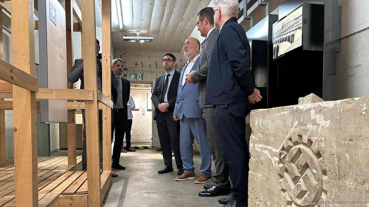 Israels Botschafter zu VW-Azubis in Wolfsburg: Ihr seid Brücke zwischen den Völkern