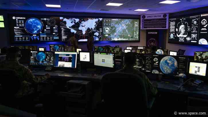 US military practices orbital dogfighting in 1st-ever 'live fly' exercise in space