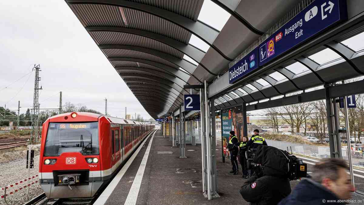 Fliegerbombe am Bahnhof Diebsteich gefunden: S-Bahn gesperrt, Evakuierung!