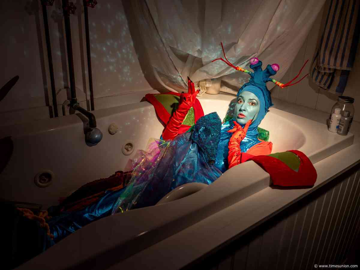 Saratoga Springs native finds art, empathy, failure in mantis shrimp