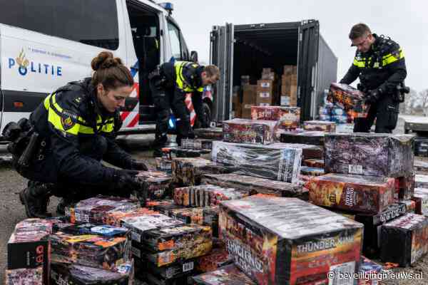 Politie opent jacht op illegaal vuurwerk