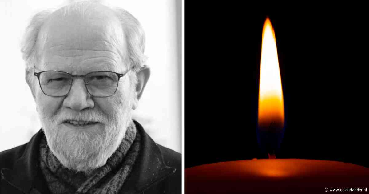 Jarenlang liep Rens (80) elke ochtend naar de Stevenskerk, tot hij op het bankje ernaast onwel werd