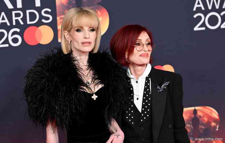 Kelly Osbourne “doesn’t agree” with mum Sharon’s endorsement of Tommy Robinson march