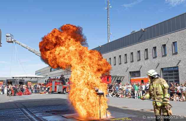 FW-LEV: 50 Jahre Berufsfeuerwehr Leverkusen - ein Jubiläumswochenende im Zeichen von Einsatz, Ehrenamt und Gemeinschaft