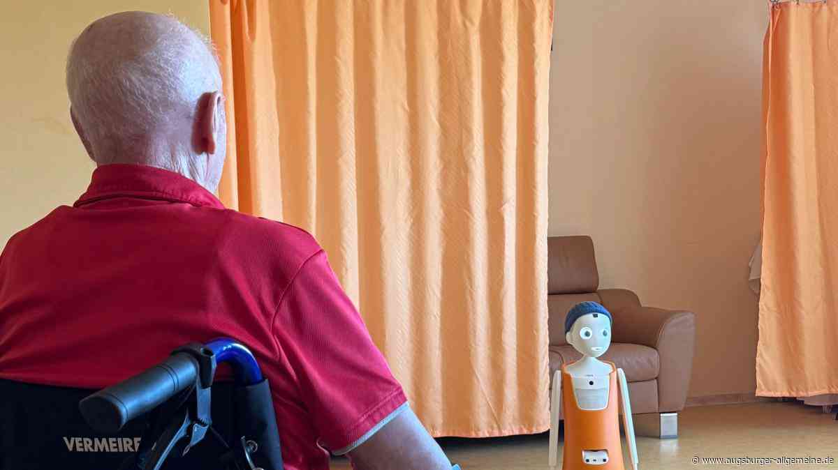 Zwischen KI und Menschlichkeit: Wie Roboter Henry den Alltag von Neuburger Senioren bereichert