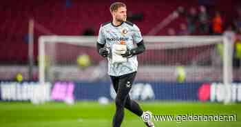 LIVE Champions League | Feyenoord met Javi López op de linkerflank, slecht weer in Barcelona
