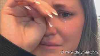 Teen Mom alum Jenelle Evans breaks down in tears as she reveals she can't walk amid rare diagnosis: 'So hopeless'