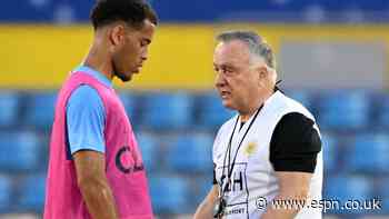 Curaçao extend Advocaat's contract to July 2027