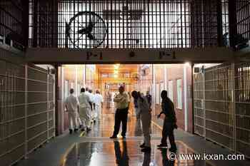 Texas prisons seek $298 million for air conditioning. That’s a fraction of what’s needed.