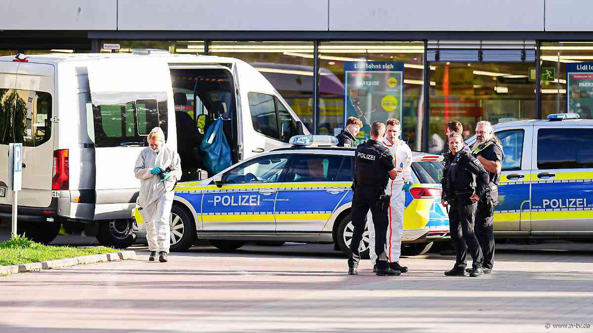 Tatverdächtiger in Klinik: Frau stirbt nach Messerangriff in Supermarkt