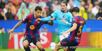 Feyenoord-fans razend na discutabel moment tegen Barcelona: 'Wat moet hij dan...'