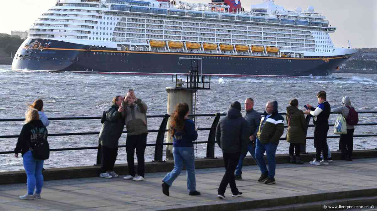 What were the bangs in Liverpool tonight? Fireworks heard as Disney Dream leaves Pier Head
