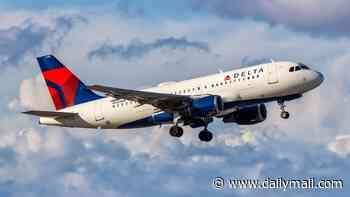 Cabin on Delta flight fills with fumes as pilots make emergency landing in Chicago