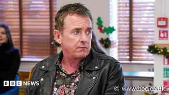 Shane Richie pleads not guilty to drink-driving