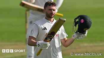 Clarke leads Notts recovery against Hampshire