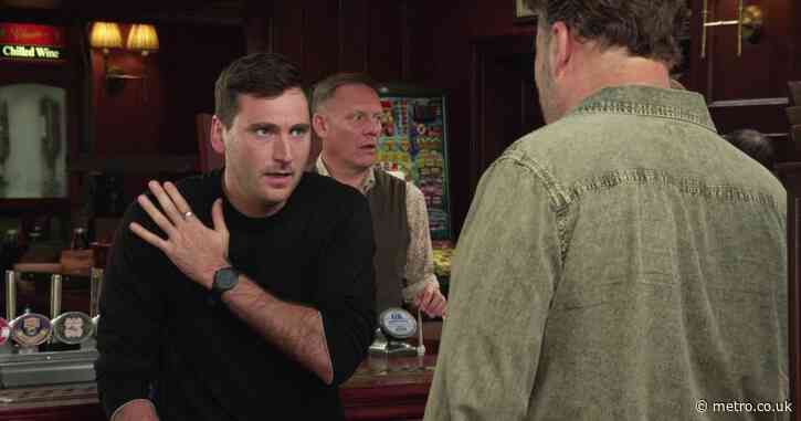In agony Kit lashes out with extreme violence in Coronation Street as cancer battle overwhelms him
