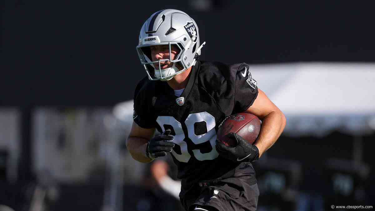 Brock Bowers injury: Raiders TE expected to miss time after having meniscus trim, per report
