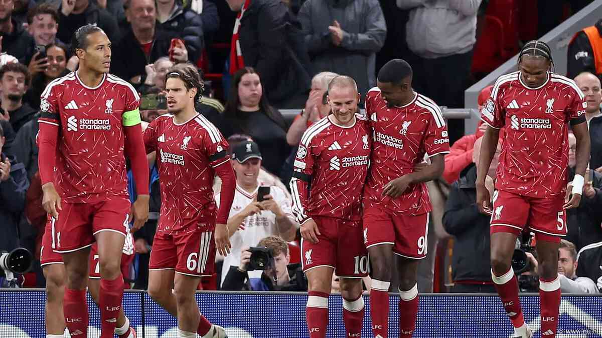 Liverpool wint Champions League-topper onder toeziend oog Xavi, PSG haalt uit