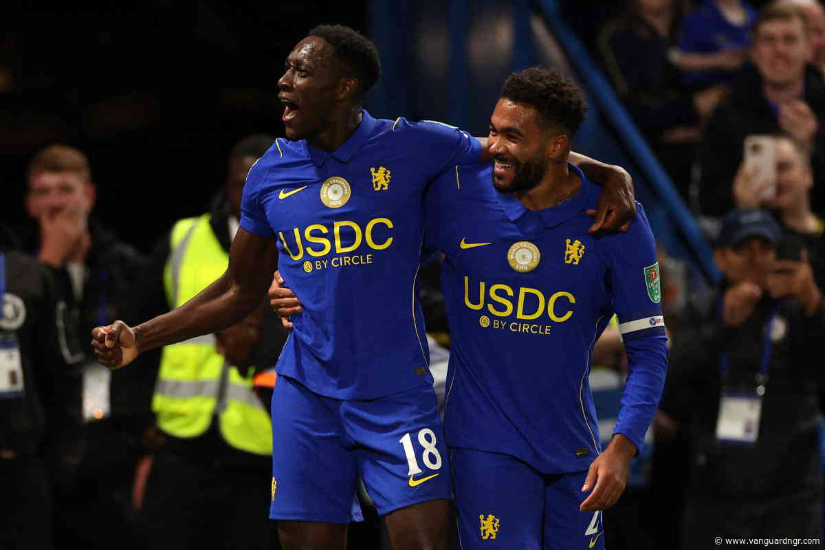 Chelsea fight back from 2-0 down to beat Leeds 6-3