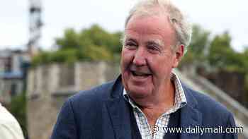 Jeremy Clarkson and Sir Stephen Fry call on health secretary to expand prostate cancer screening