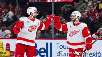 Dylan Larkin's trade request 'sucks,' but Alex DeBrincat still has his back