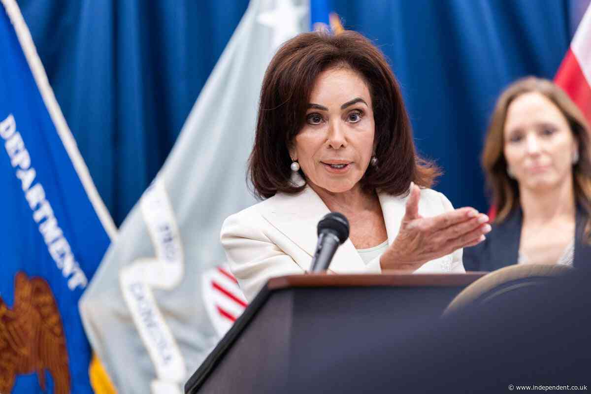 Jeanine Pirro unloads on reporter who pressed her about Trump’s Reflecting Pool case