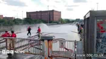 Bridge to stay shut on hot days after getting stuck
