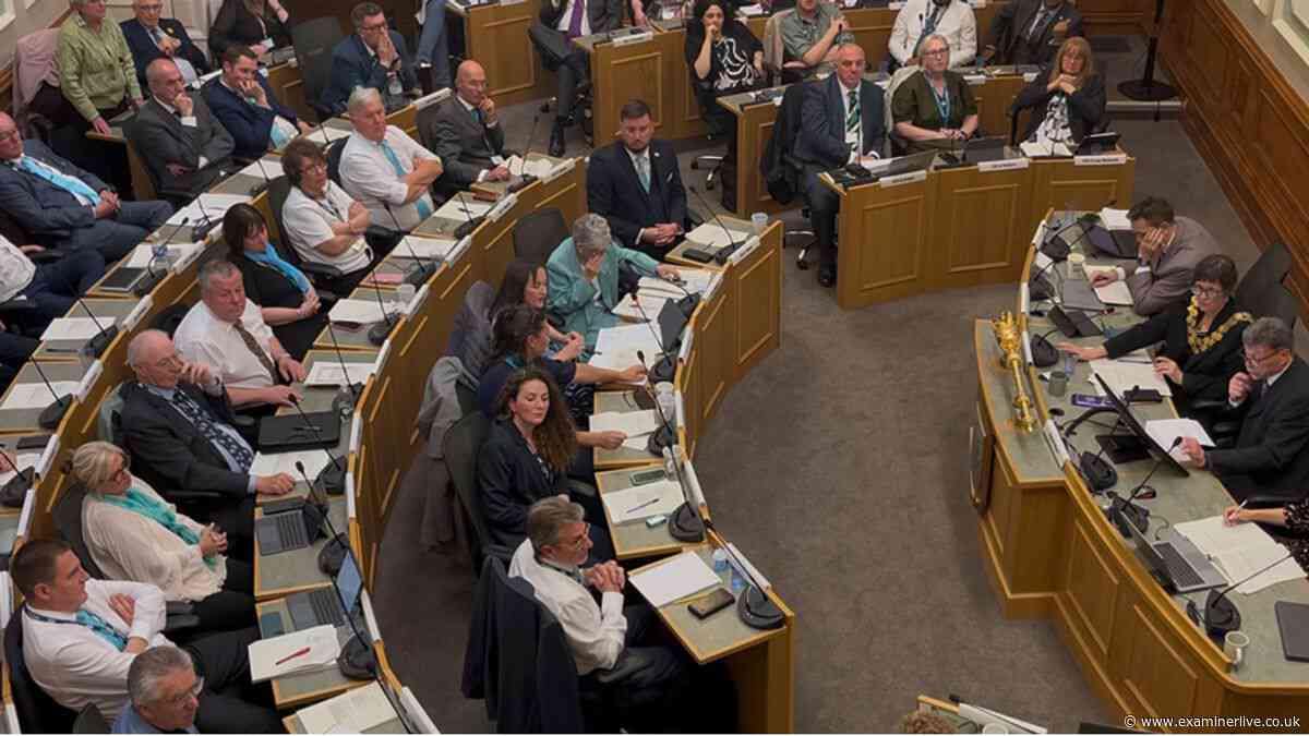New Kirklees Cabinet 'committed' to slashing debt amid £13.6m overspend