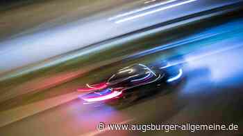 Autofahrer donnert mit über 200 km/h über die A8 – und schaltet Blaulicht an