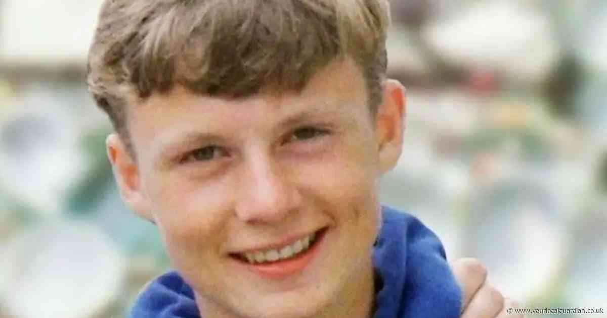 'Living nightmare' for Sutton parents as 'caring son' still missing 38 years on
