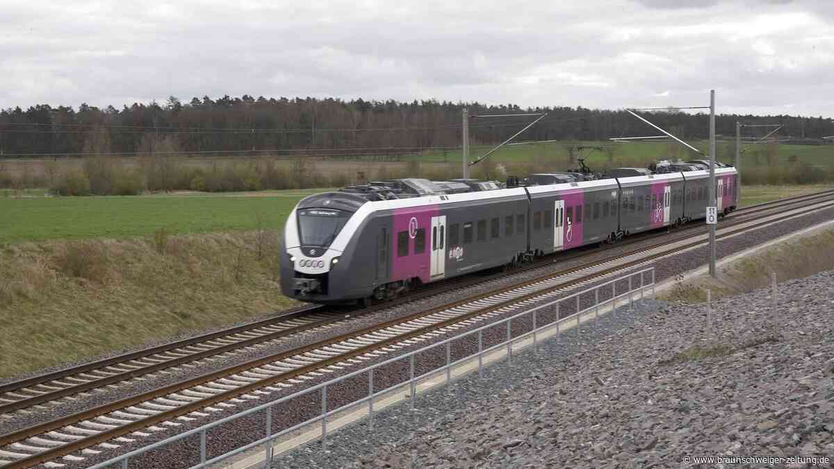 Liveblog: Einschränkungen bei Enno nach Wildunfall +++ Lange Baustellen auf der A2