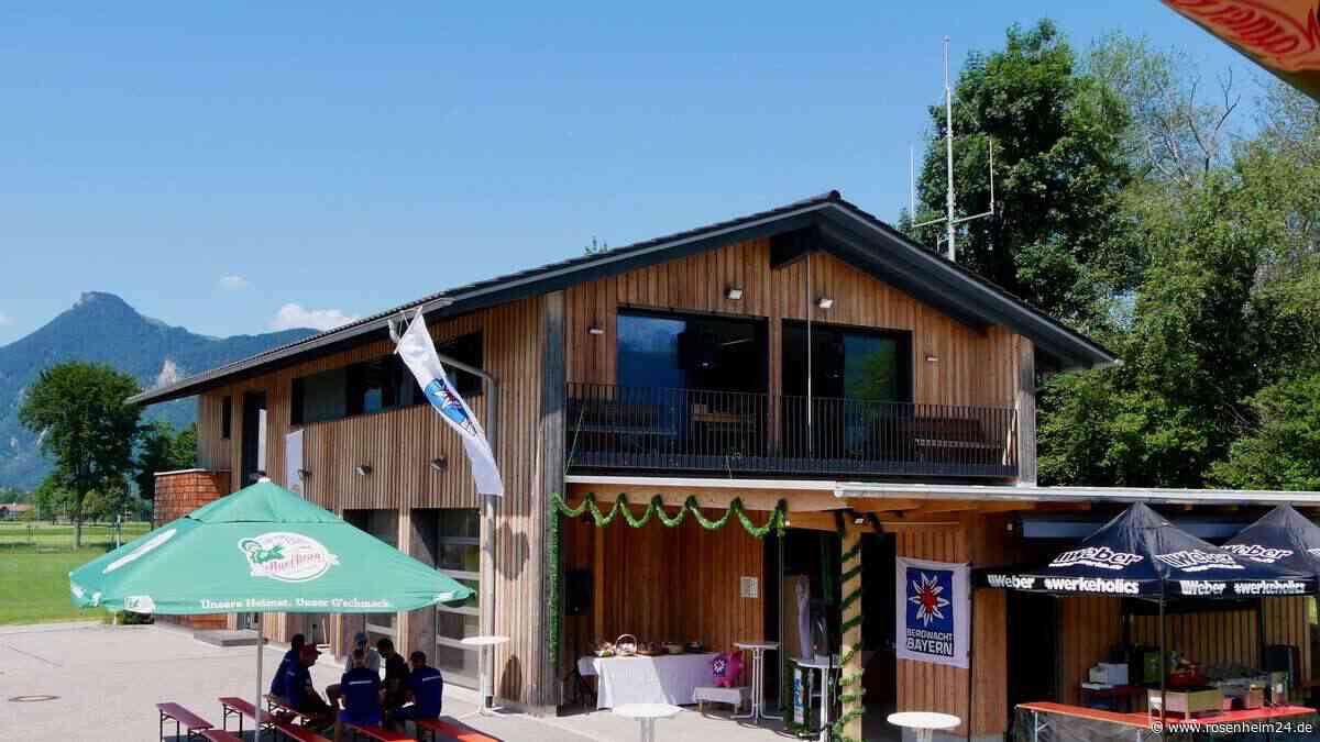 Bergwacht Oberaudorf weiht neuen Schulungsraum ein