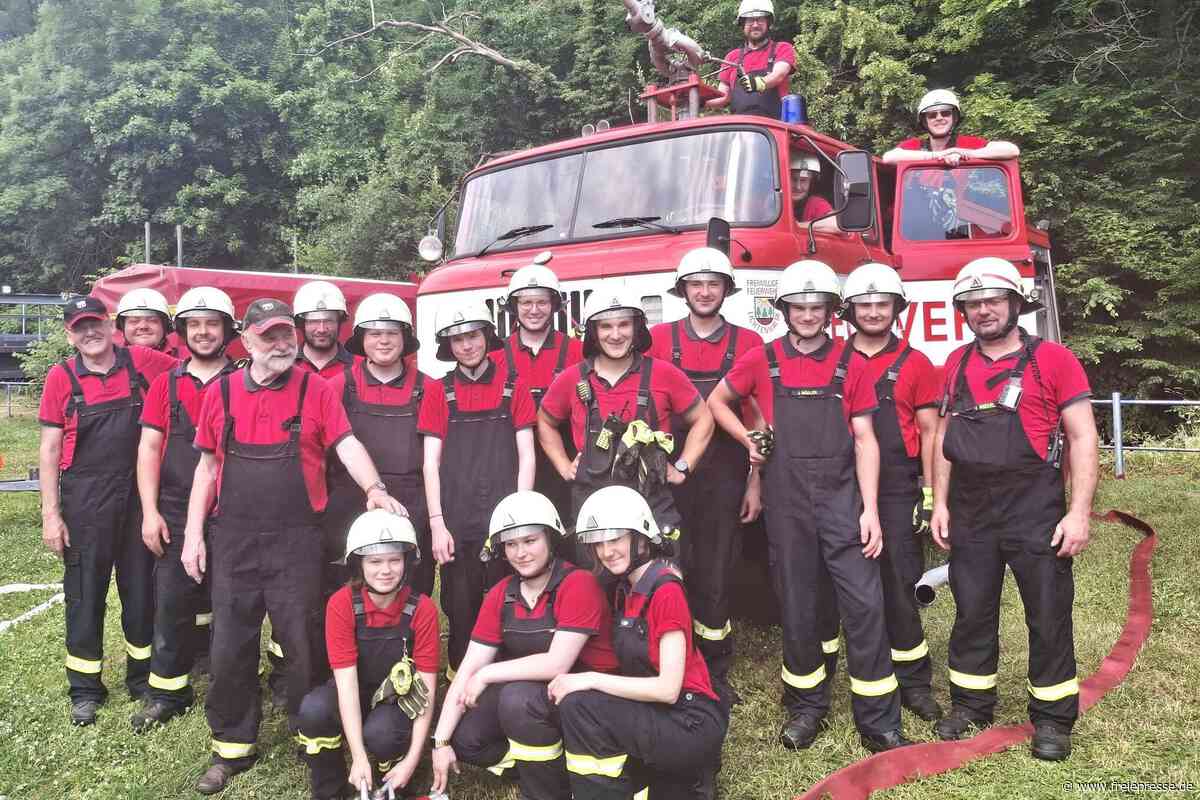 Feuerwehr Lichtenwalde ist beim Herbstfest im Sondereinsatz